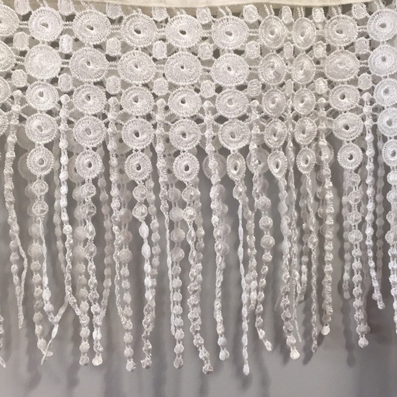Monteau white fringe top size M - Picture 3 of 3